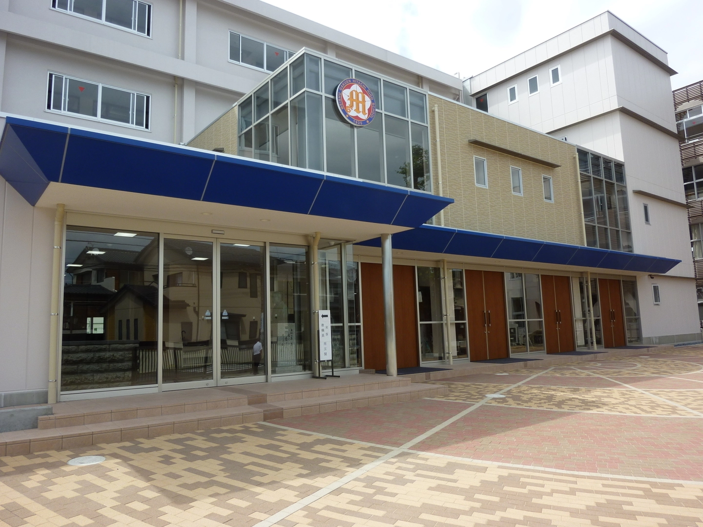 明秀學園日立高校校舍照片